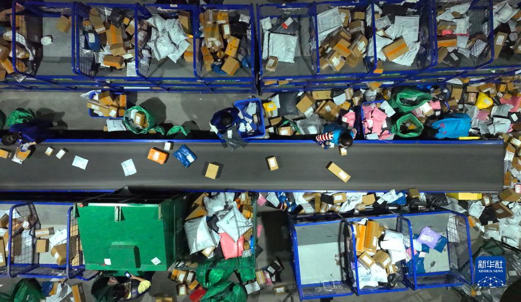 「ダブル11」後にピークを迎えた宅配業(yè)