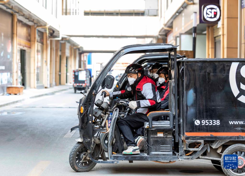 「ダブル11」後にピークを迎えた宅配業(yè)