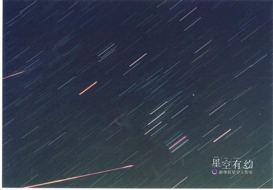 しし座流星群が18日に極大を迎える