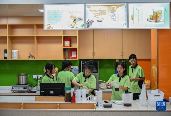 聴覚障がい者の「就職の夢(mèng)」葉える様々なカリキュラム　福建省泉州