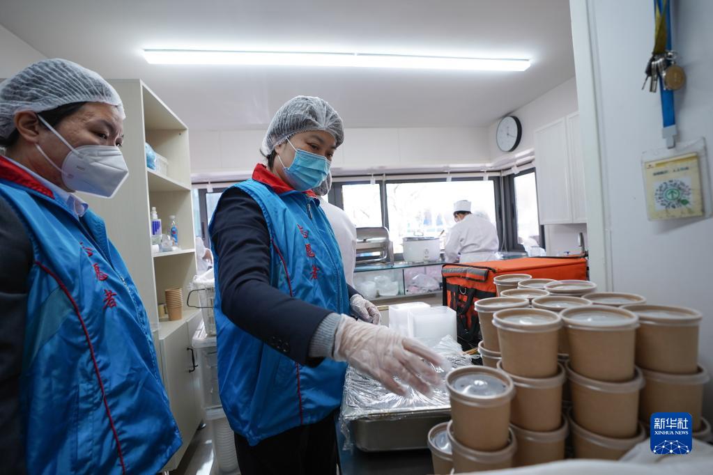 配達(dá)員に溫もりを?qū)盲堡搿感蓓埂”本?></a></td></tr><tr><td class=