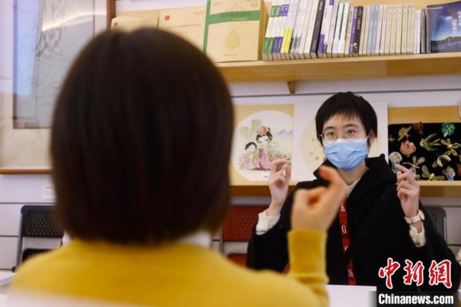 上海初の障がい者専門書店がオープン