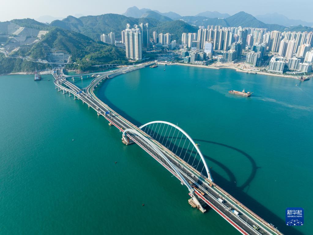 香港特區(qū)の將軍澳—藍(lán)田トンネルと將軍澳クロス?ベイ?リンクが開(kāi)通