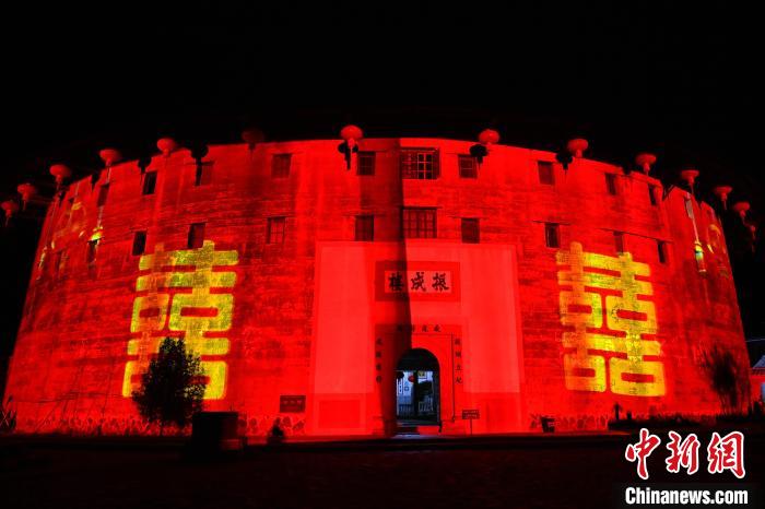 土樓の沒入型観光ナイトツアーが登場　福建省永定