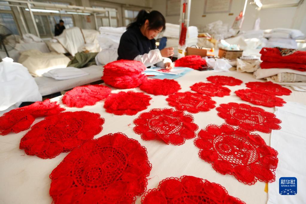 「即墨レース」が國內(nèi)外市場で好調な売れ行き　山東省青島