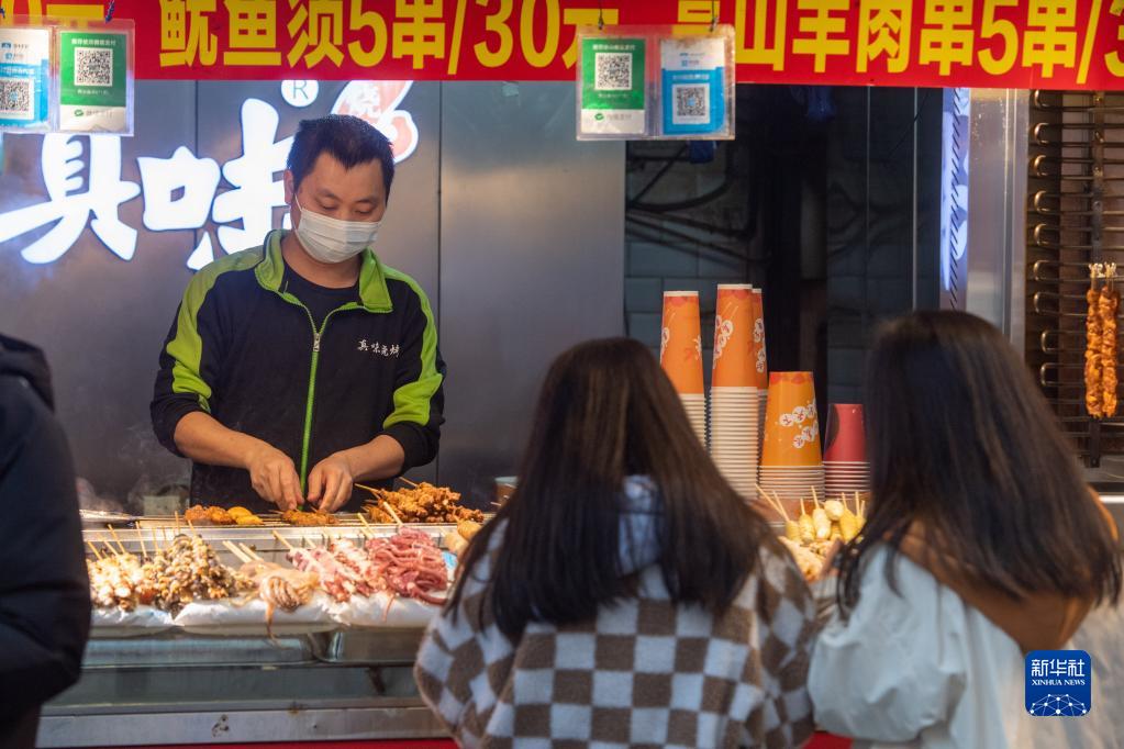 景気回復目指したキャンペーン展開する重慶市