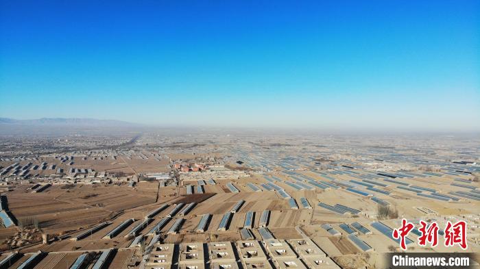 甘粛の「スマート農(nóng)業(yè)」、ハイテクで冬スイカの栽培をサポート