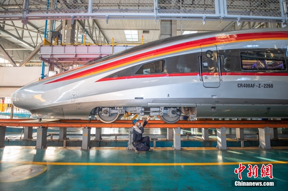 「復(fù)興號」スマート高速列車が広東?湖南の高速鉄道網(wǎng)に仲間入り