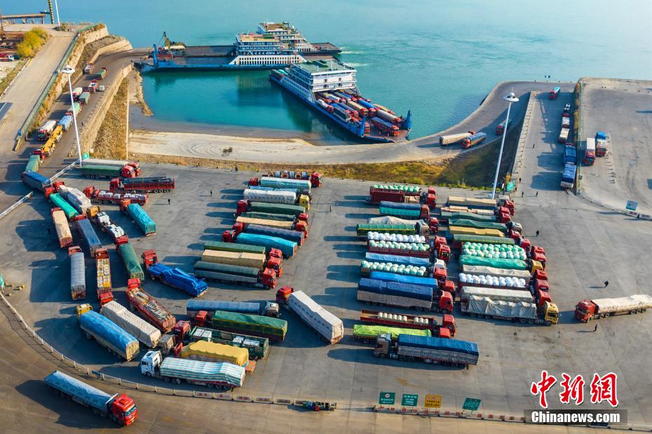 長江三峽の水運、秩序よく頻繁に往來　湖北省