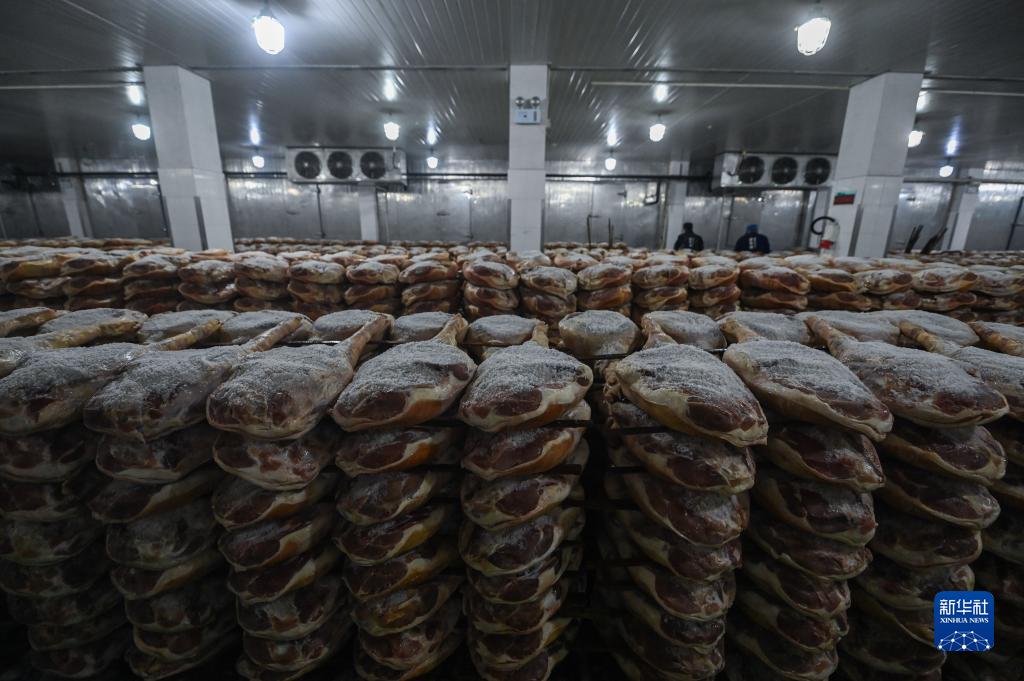 春節(jié)に向けて「金華ハム」の生産ピーク到來(lái)　浙江省