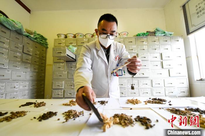 コロナ予防?治療用の中醫(yī)薬を全市農(nóng)村部の住民に無(wú)償で配布　湖南省長(zhǎng)沙