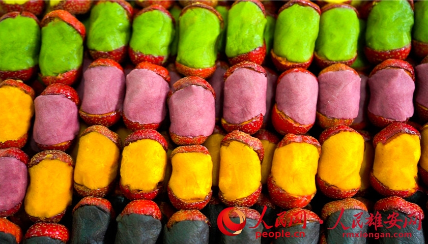 雄安の「糖葫蘆の里」、甘い年越しの味を?qū)盲堡搿『颖笔?></a></td></tr><tr><td class=