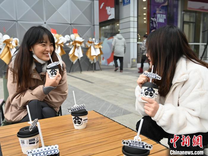 交番が「詐欺防止カフェ」に！勉強會を定期的に開催　四川省成都