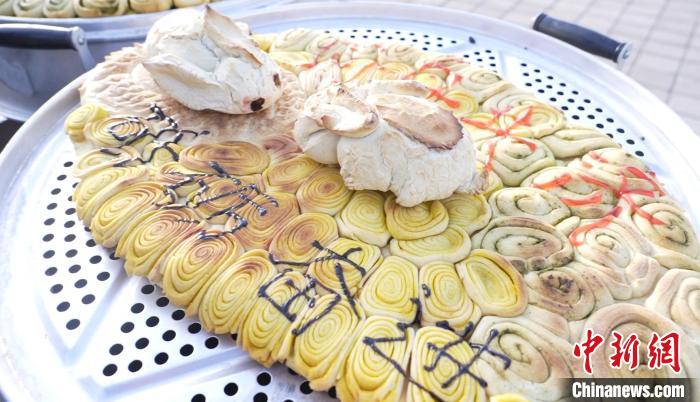 春節(jié)を控え、高原「土郷」で伝統(tǒng)的な饃饃作りコンテスト　青海省