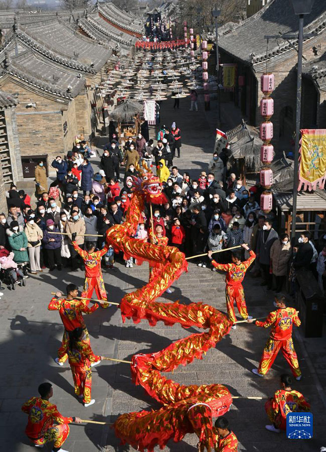 レンズの中の中國春節(jié)　うさぎ年初日の各地の様子