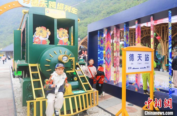 広西とベトナム國(guó)境エリアが春節(jié)旅行の大人気スポットに