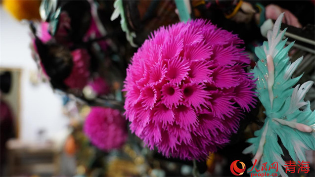 元宵節(jié)に「酥油花」の花開く　青海省