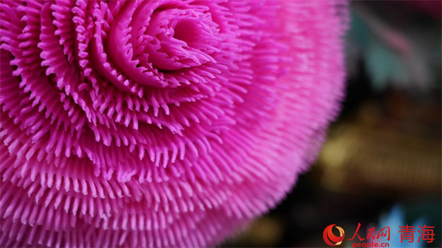 元宵節(jié)に「酥油花」の花開く　青海省