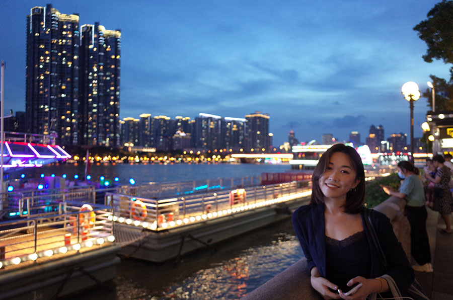 老外に連れられて、初めての珠江クルーズ