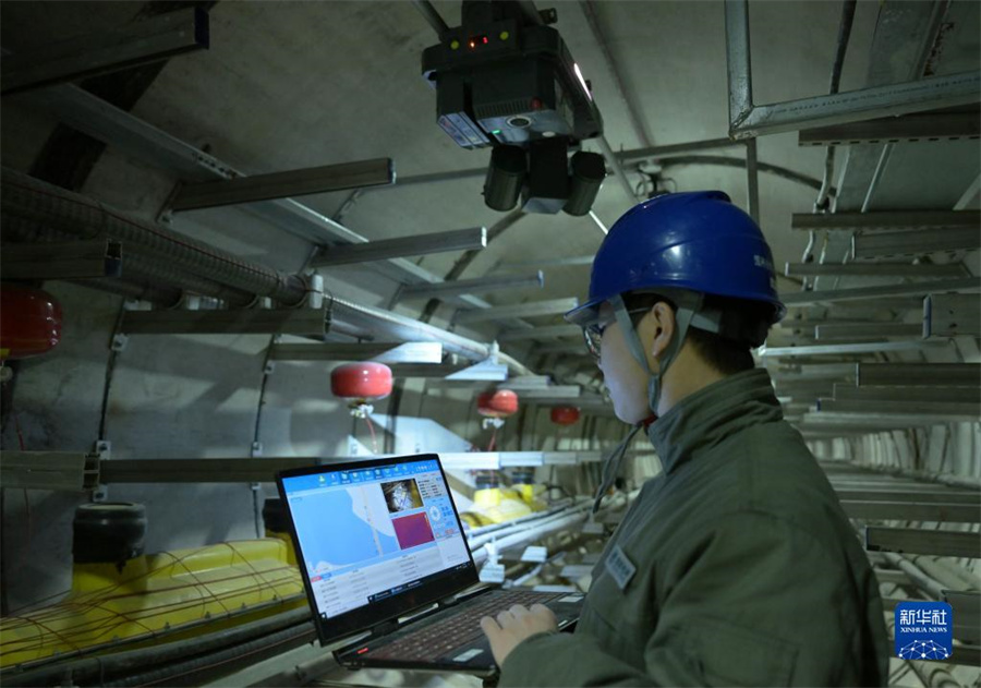 巣湖の湖底の「點(diǎn)検ロボット」　安徽省