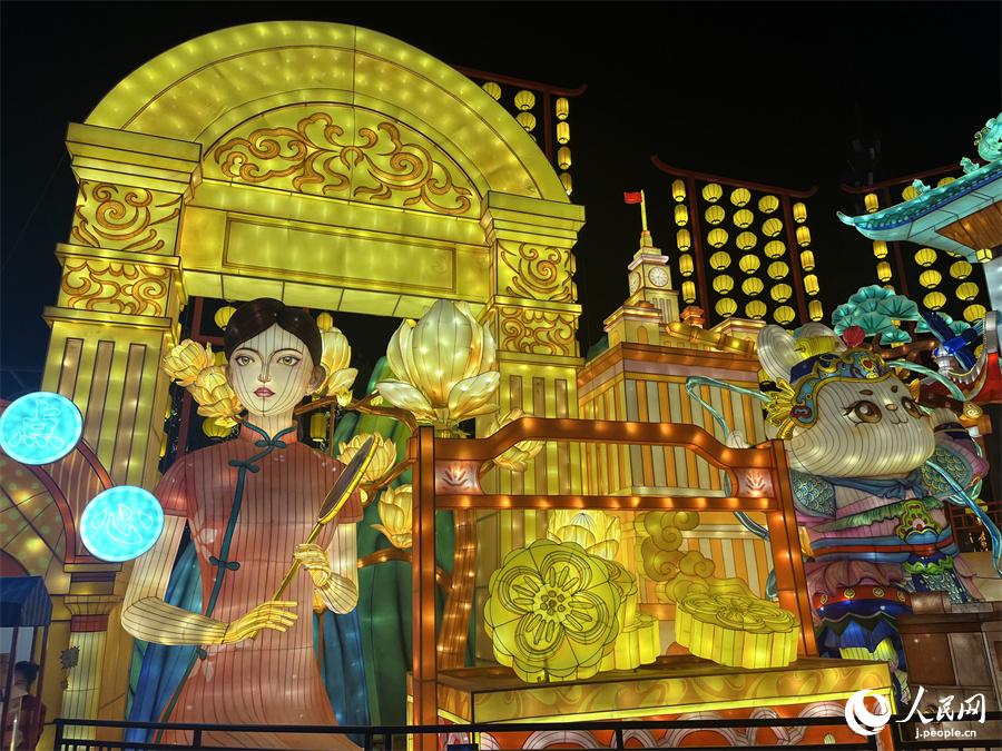 四川?自貢國際ランタン祭り　伝統(tǒng)文化と現(xiàn)代の技術(shù)が輝きを放つ