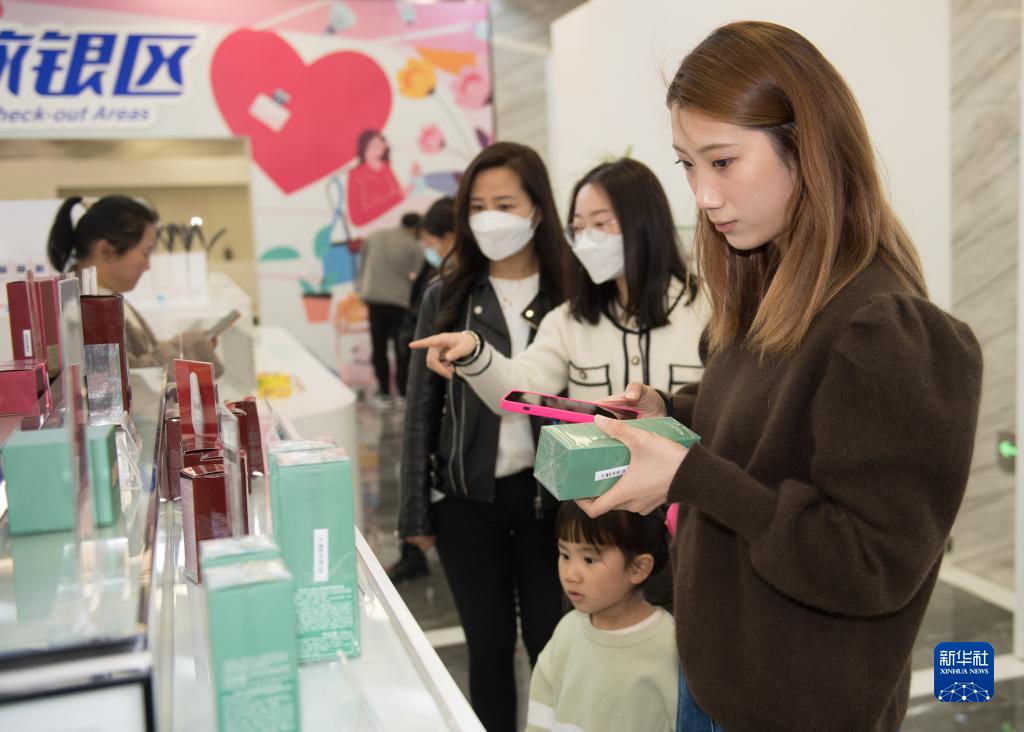 美とライフスタイルの祭典を彩る「彼女経済」　浙江省