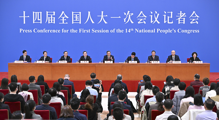 【李強(qiáng)総理記者會(huì)見】中國(guó)経済の見通し