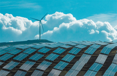 雲(yún)南省昭通市巧家県の小羊窩太陽光発電所（3月20日撮影?江文耀）。