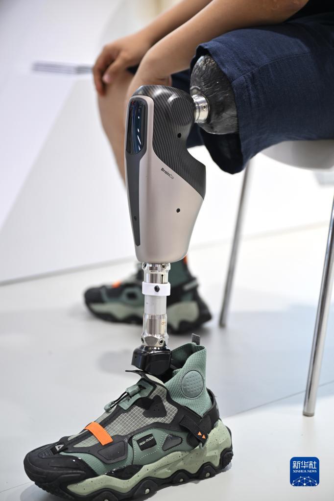 中國(guó)のテクノロジー製品が消博會(huì)にずらり