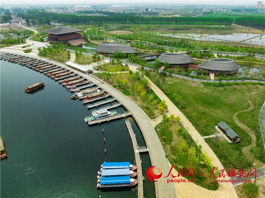 上空から撮影した白洋淀観光船著き場(chǎng)（撮影?李兆民）。