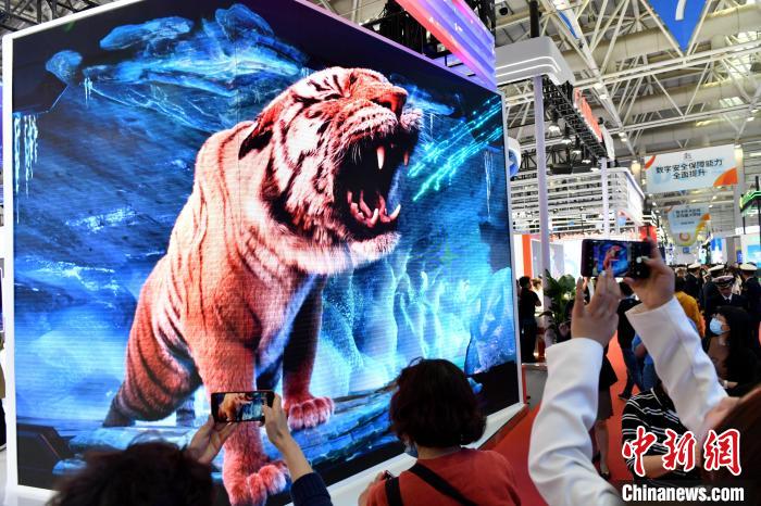 デジタル中國建設(shè)成果展示會(huì)で人々の注目を集めた展示の數(shù)々　福建省