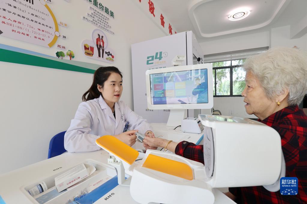 公共サービス力を効果的に向上させている「未來(lái)コミュニティ」　浙江省徳清