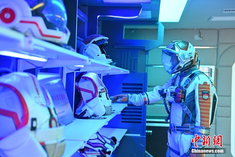 甘粛省の「火星1號基地」を訪ねて　火星での生存訓(xùn)練の全面的なシミュレーション