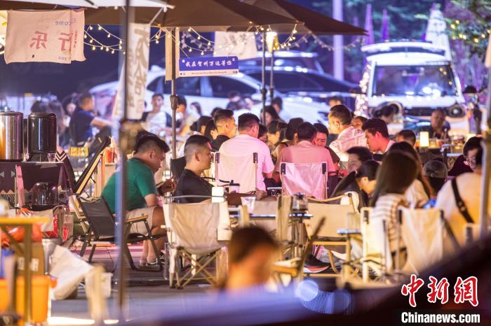 盛り上がり見せる広西賀州市のナイトエコノミー