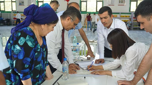 魯班工坊の授業(yè)風(fēng)景（寫(xiě)真提供?天津都市建設(shè)管理職業(yè)技術(shù)學(xué)院）。