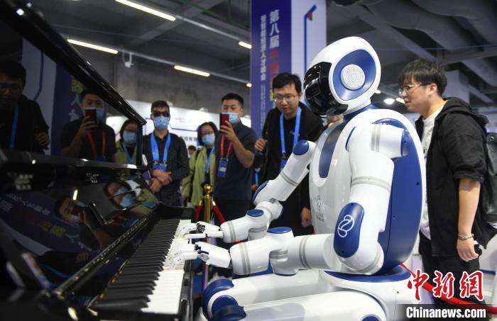 第8回中國(guó)ロボットサミット開(kāi)幕　浙江省寧波