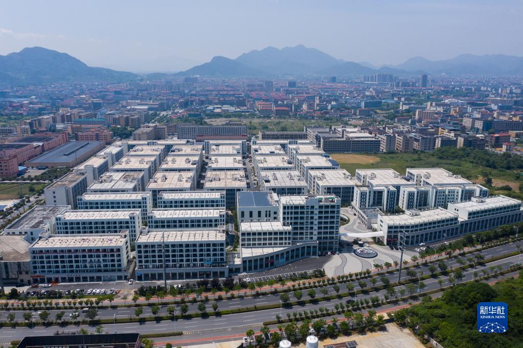 世界最大規(guī)模の靴下生産基地を訪ねて　浙江省