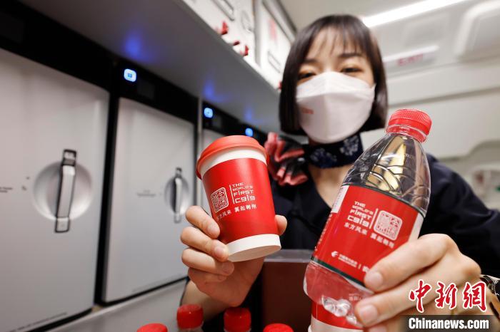 中國東方航空、國産旅客機(jī)「C919」の商用運(yùn)航開始