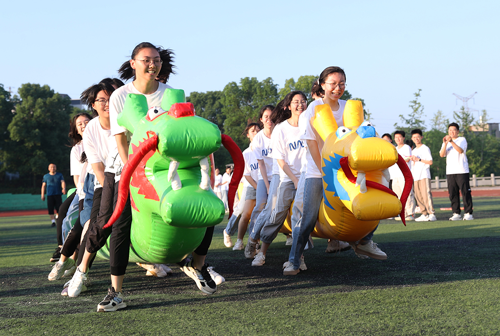 「高考」近づき、各校では各種「ストレス解消イベント」