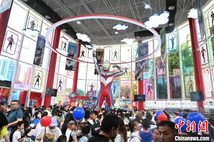 中國西部エリアに初のウルトラマンテーマ館がオープン　四川省