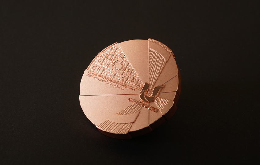 第31回FISUワールドユニバーシティゲームズの銅メダル（寫真提供?成都FISUワールドユニバーシティゲームズ実行委員會(huì)）。