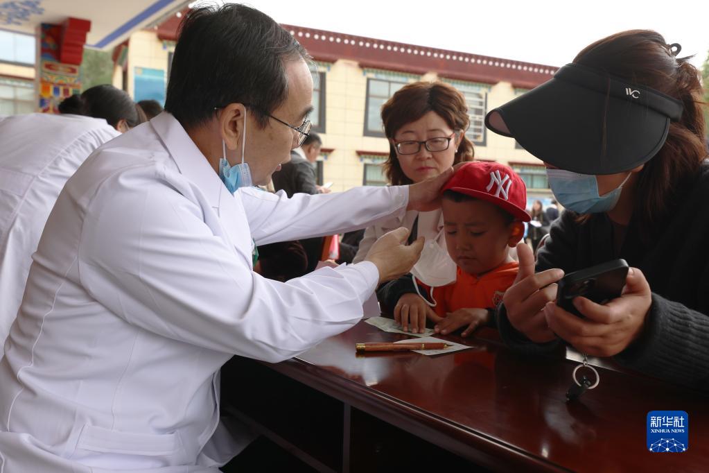 西蔵の人々に溫もり屆ける無料診療