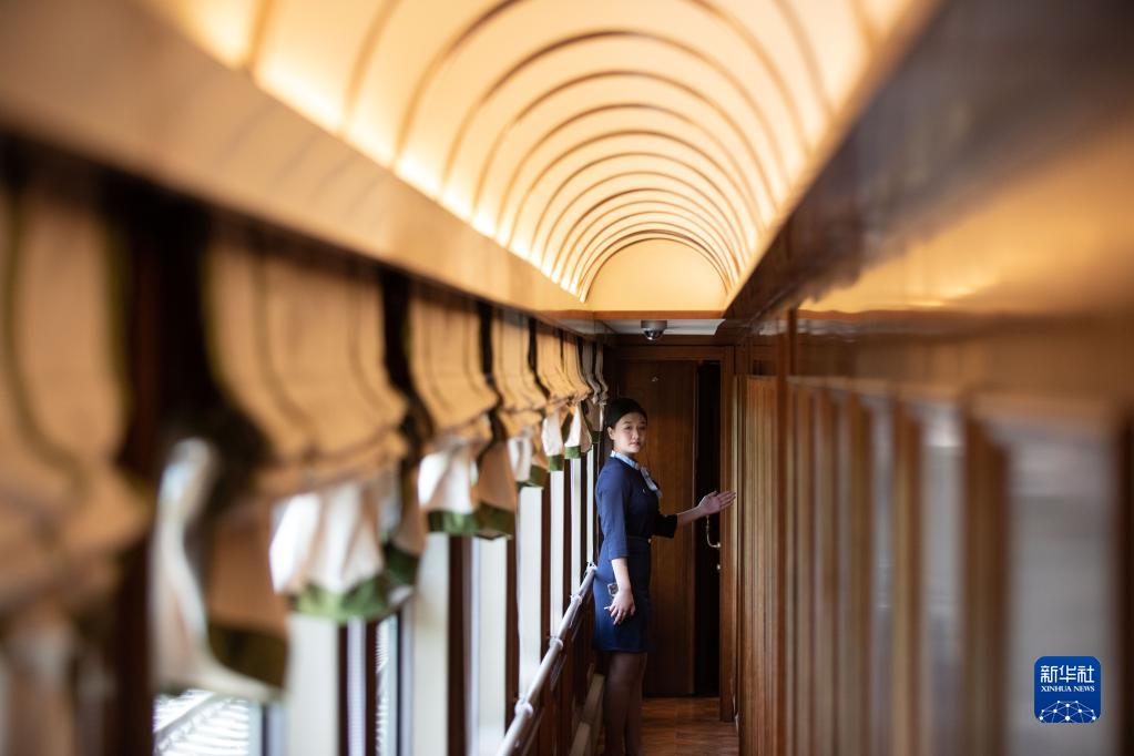 森の都へと向かう観光列車「林都號(hào)」が運(yùn)行開始　黒竜江省