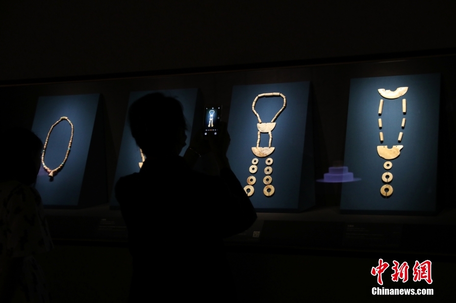 上海博物館「実証中國：崧澤?良渚文明考古特別展」が開幕