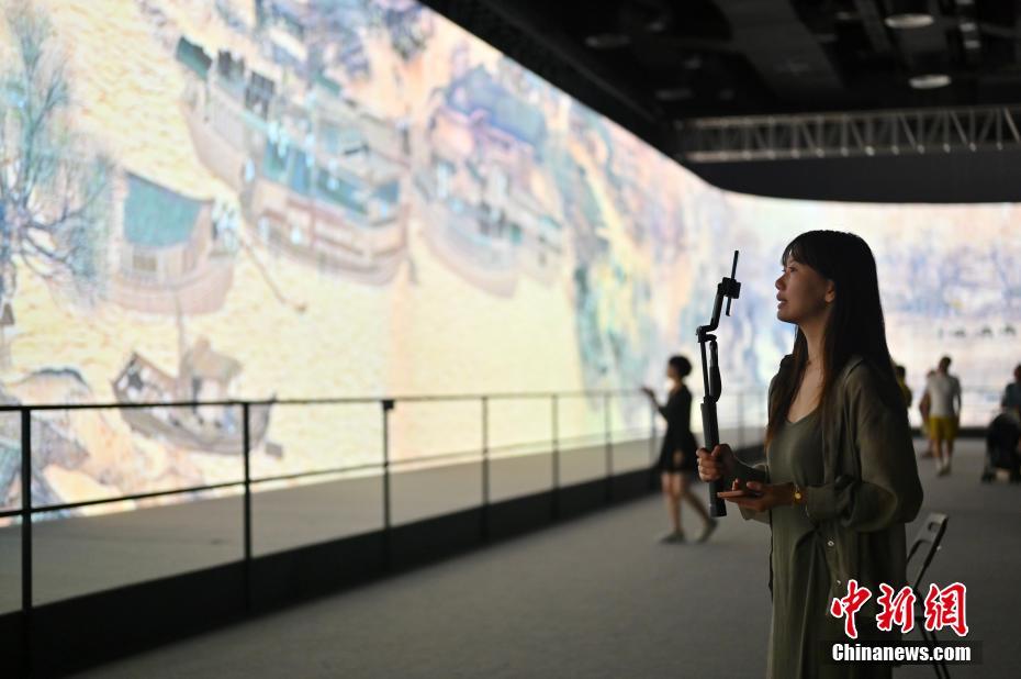 動く「清明上河図」が公開、観光客を魅了　広西