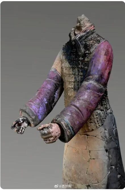 秦の時(shí)代の人々はカラフルなコーディネートが好きだった？