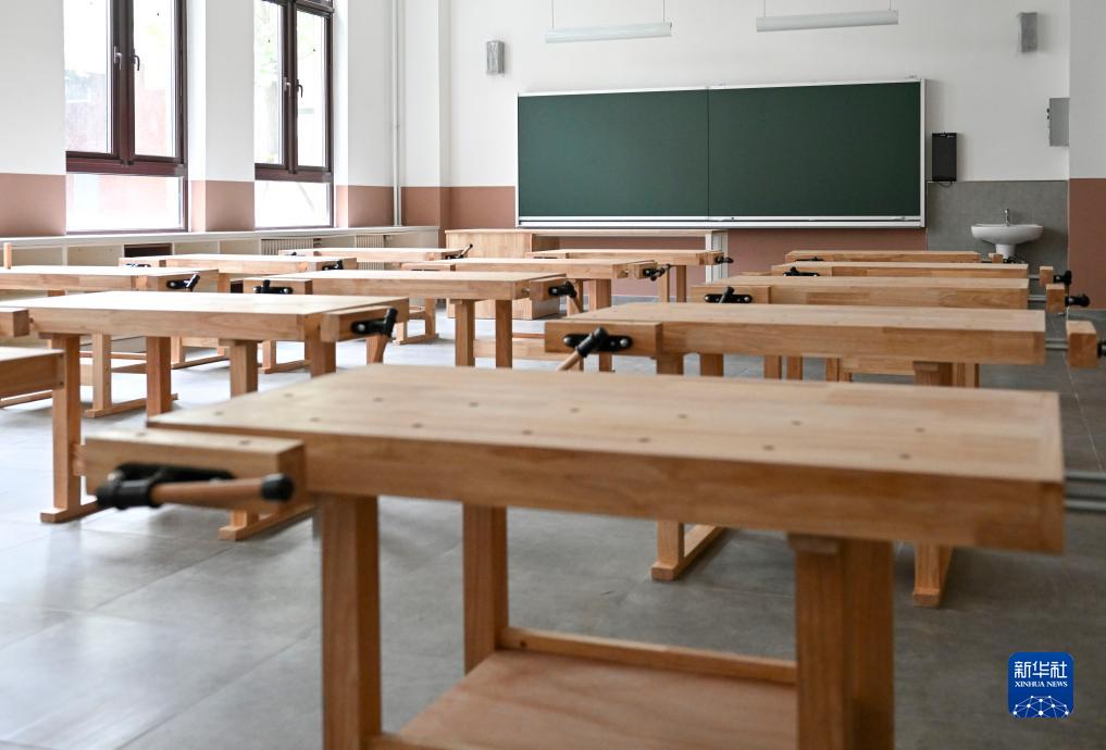 9月の開校目指し最終準備段階に入った雄安新區(qū)の幼稚園や小中學?！『颖笔?></td></tr><tr><td class=