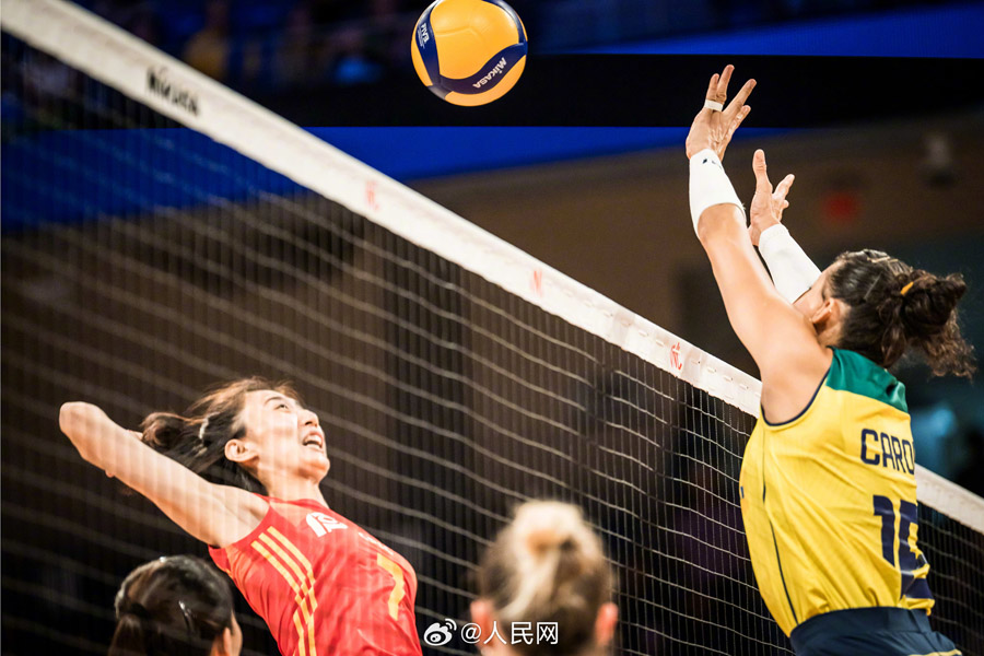 中國女子バレーが3対1でブラジルに勝利し、準(zhǔn)決勝に進(jìn)出