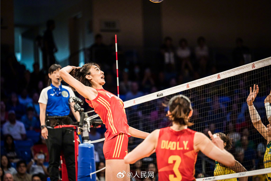 中國(guó)女子バレーが3対1でブラジルに勝利し、準(zhǔn)決勝に進(jìn)出