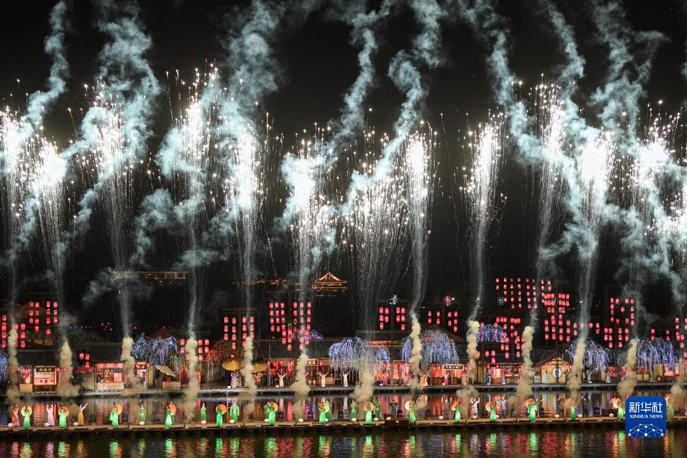 「大宋?東京夢華」ライブパフォーマンスが人気に　河南省開封